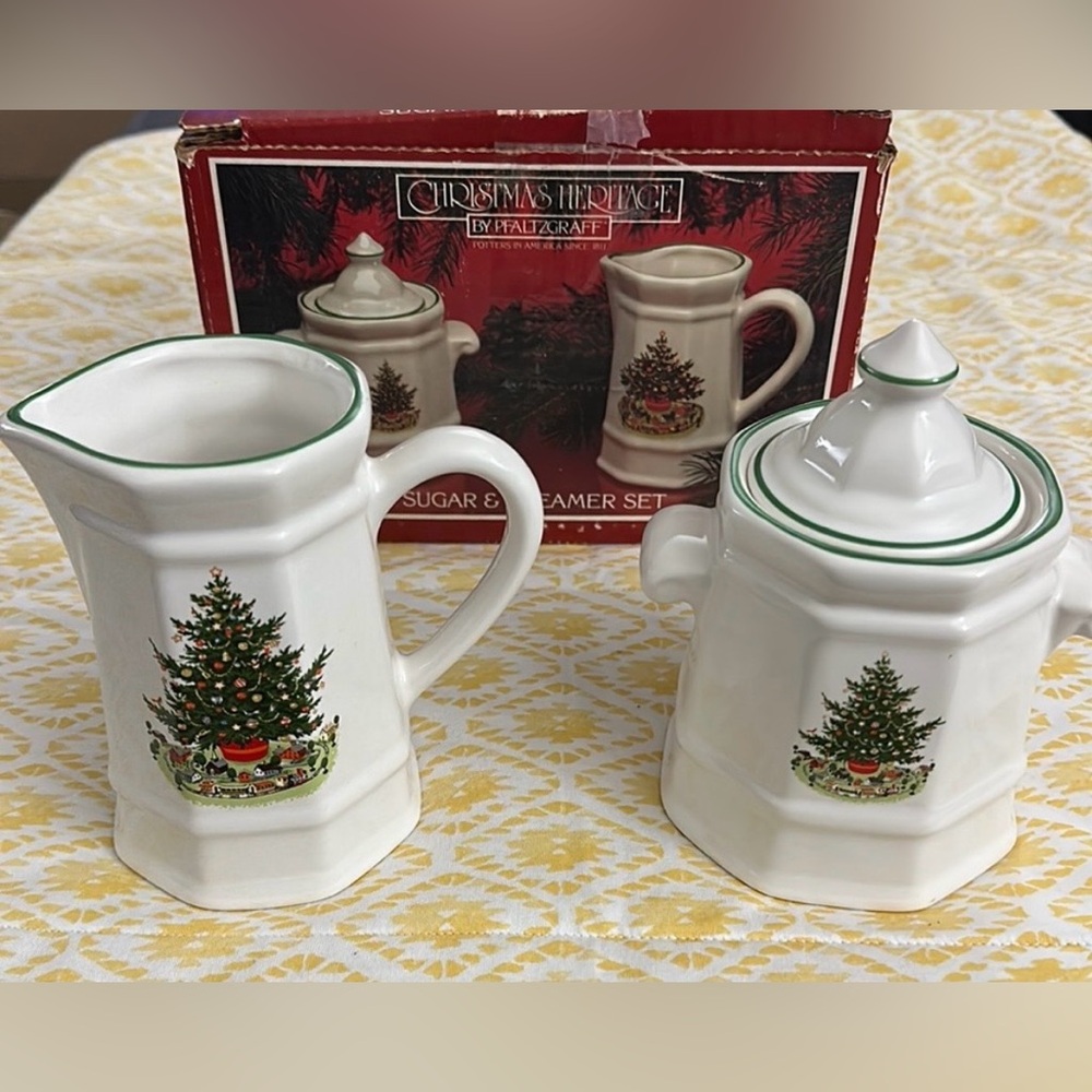 Pfaltzgraff Christmas Sugar and Creamer Set